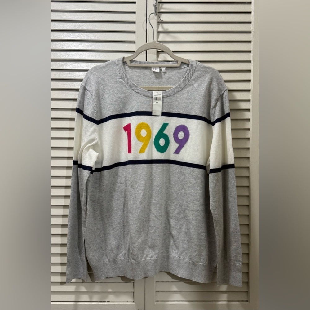 Gap Crewneck Sweater